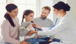 تخصص پزشکی خانواده چیست؟ همراه با نحوه انتخاب پزشک خانواده