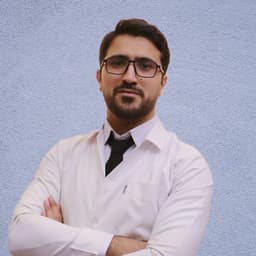 اشکان دلخواه کارشناسی ارشد شنوایی‌شناسی (ادیولوژی) رشت