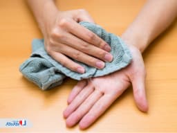 دلیل عرق کف دست و پا چیست؟ علل عرق زیاد، سرد و عصبی در کودکان و بزرگسالان (و روش درمان)