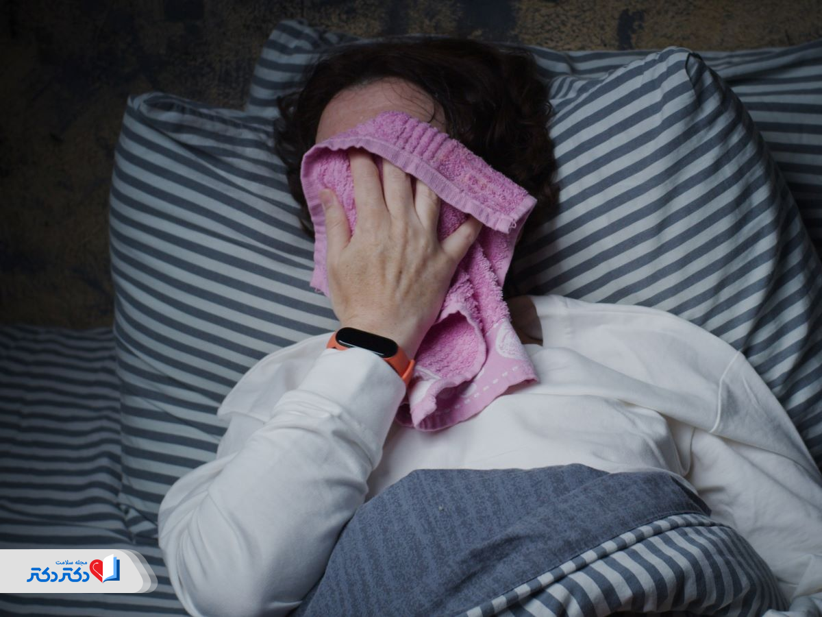 عرق شبانه از علائم تورم غدد لنفاوی