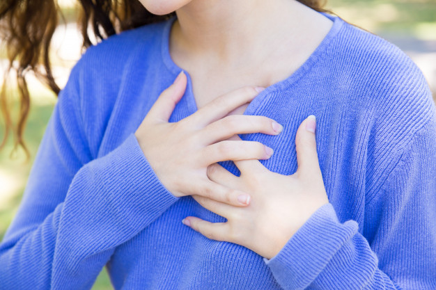 علت درد قفسه سینه چیست؟