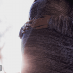 علائم کرونا در بارداری؛ از زایمان تا شیردهی