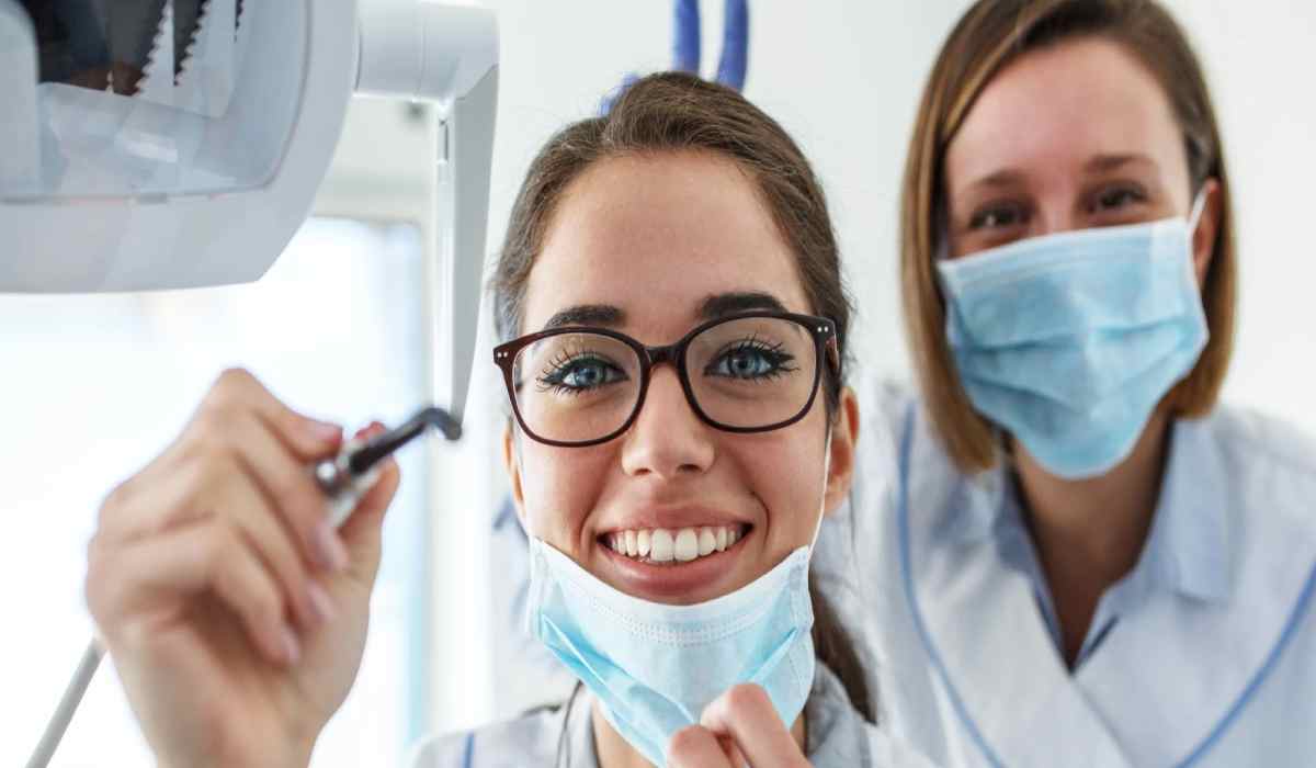 تفاوت دندانپزشک عمومی و جراح دندانپزشک