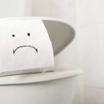 اسهال چیست؟ چه دلایل، علائم و درمانی دارد؟
