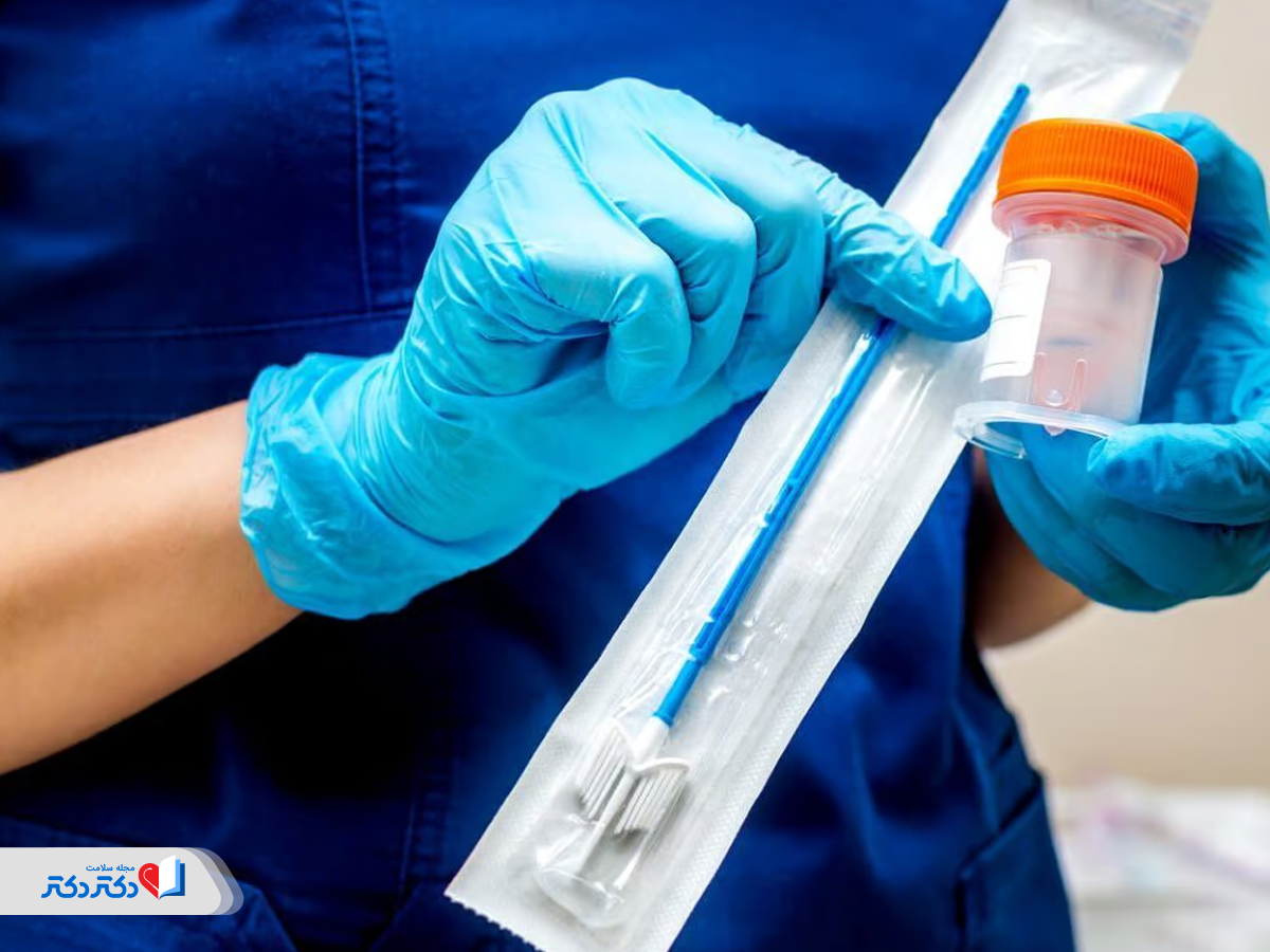 آزمایش پاپ اسمیر برای تشخیص سلولهای سرطانی و پیشسرطانی