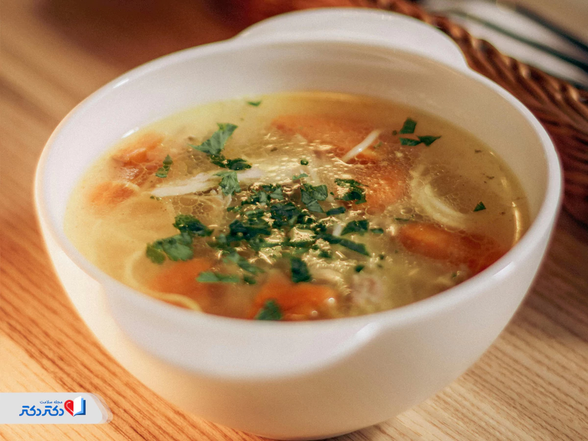 سوپ مرغ برای برای درمان گرفتگی صدا