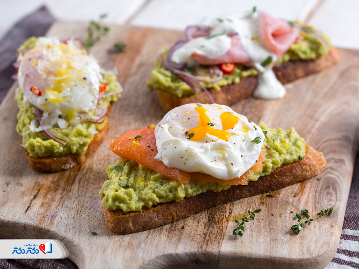 آووکادو و نان تست، میان وعده‌ پروتئین‌دار
