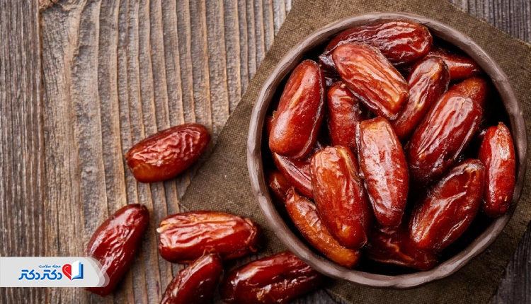 خرما و کشمش و آلو مضر برای سنگ کلیه