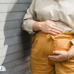 باد فتق در زنان چیست؟ علل، علائم، انواع و روش‌های تشخیص