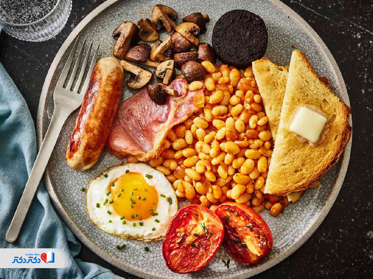 صبحانه شامل غلات کامل برای افزایش تمرکز مفید است.