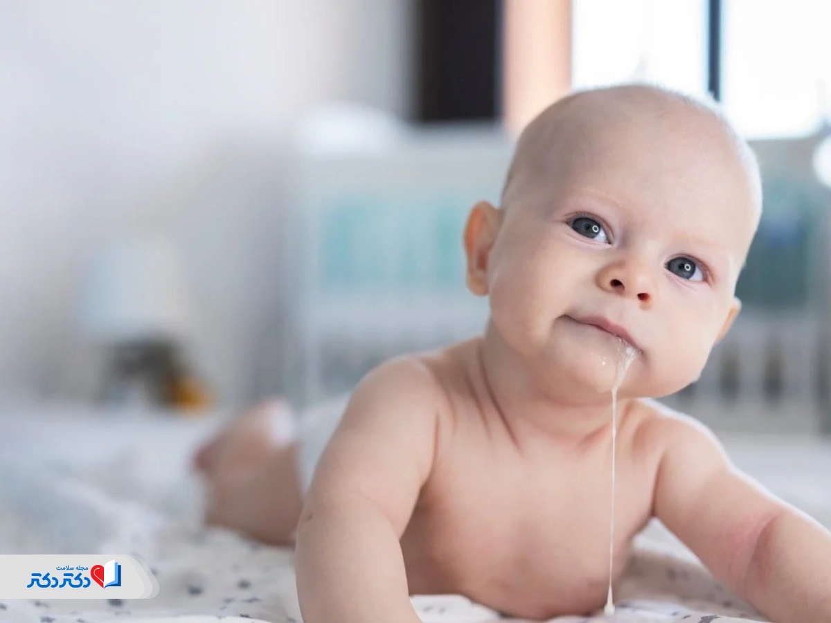 علائم رفلاکس نوزاد