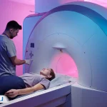 ام آر آی چیست؟ کاربرد، مراحل و نحوه تفسیر نتیجه