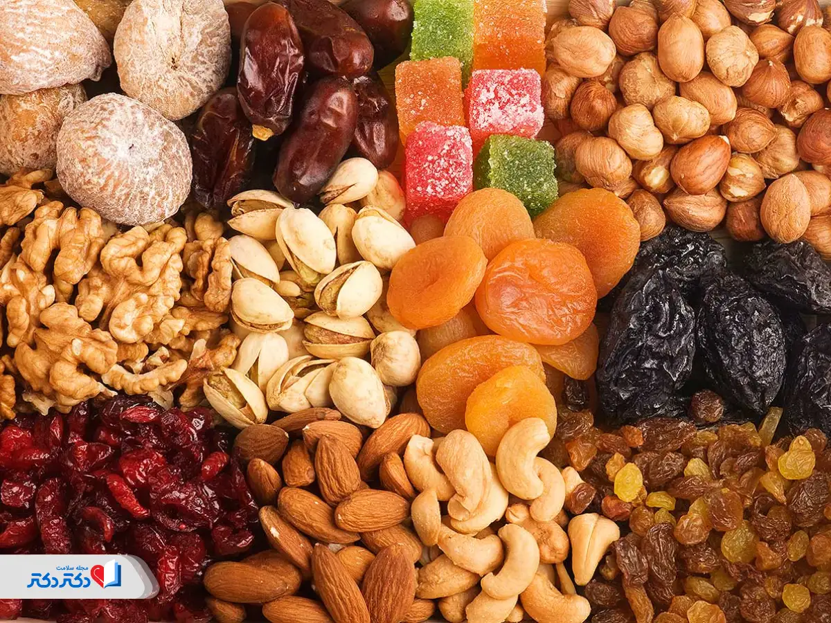 استفاده از مخلوط آجیل و میوه خشک به عنوان میان وعده در برنامه کاهش وزن 30 روزه