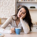 برای کاهش سریع قند خون چه بخوریم؟ راهکارهای فوری پزشکی