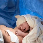 زایمان طبیعی یا سزارین؟ مقایسه عوارض و دوران نقاهت