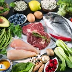 رژیم اتکینز چیست؟ راهنمای کامل مراحل و برنامه غذایی آن