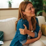 فیبرومیالژیا چیست و چرا باعث درد گسترده بدن می‌شود؟