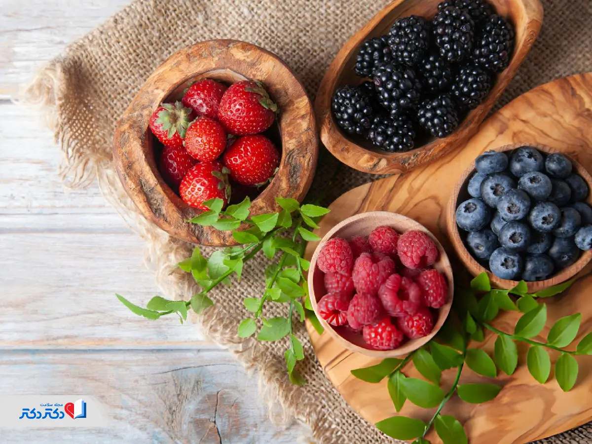 انواع توت در رژیم غذایی برای زخم معده