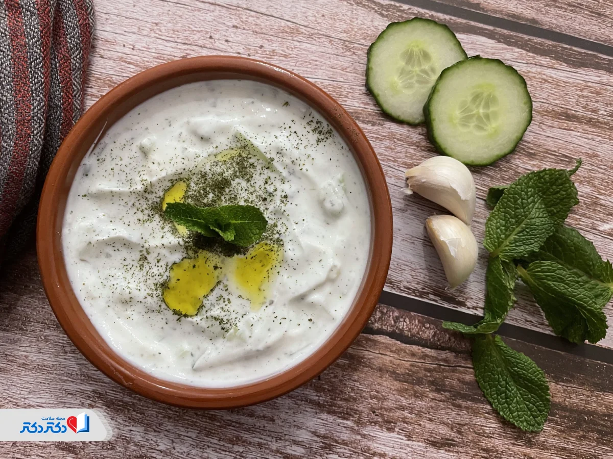 خواص فلفل سیاه برای لاغری همراه با ماست