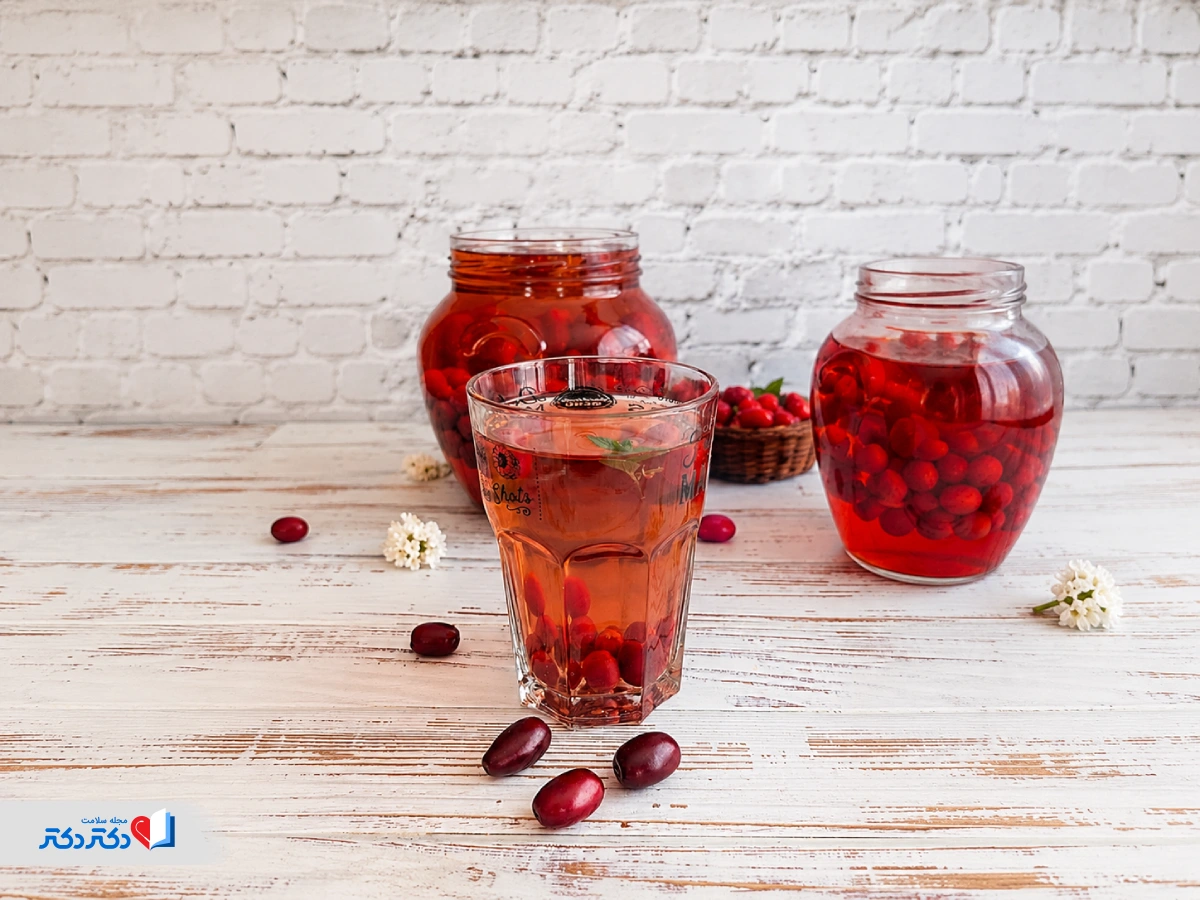 انواع دتاکس واتر برای لاغری با ذغال اخته 