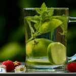 انواع دتاکس واتر برای لاغری؛ نوشیدنی‌های سالم برای کاهش وزن