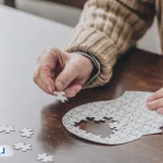 آلزایمر زودرس از چه سنی شروع می‌شود؟ علت، علائم و درمان