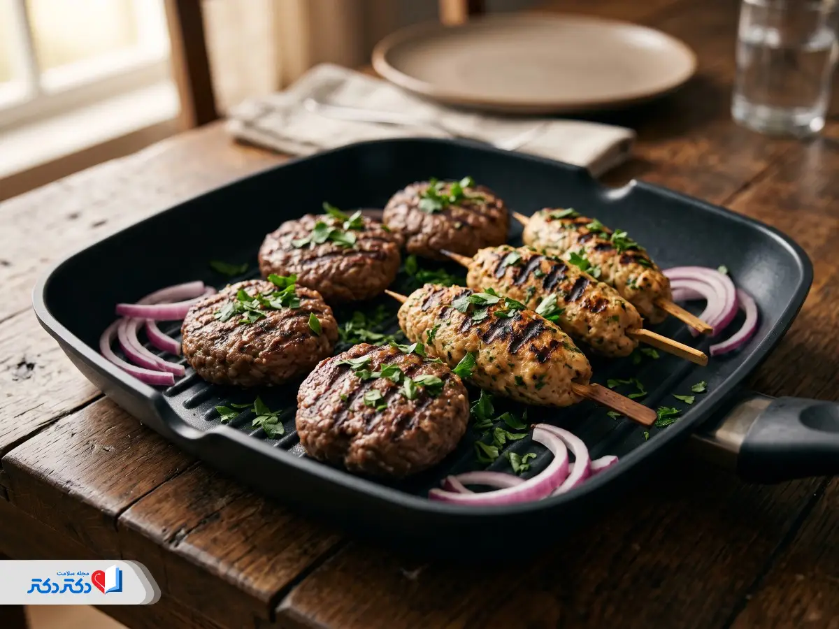 طرز تهیه کباب تابه‌ای رژیمی با گوشت و مرغ؛ دستور سالم بدون چربی و روغن
