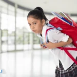 کوله‌پشتی سنگین چه اثری بر گردن و کمر دانش‌آموز دارد؟